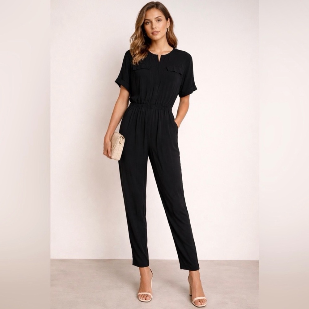 ASTR Slim Fit Silk Blend Jumpsuit Size Small